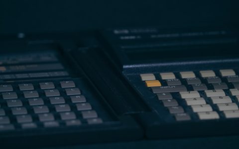 复古浪潮的终极形态：Bumpboxx BB-777如何重塑“手提音响”的黄金时代