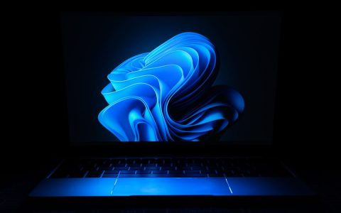 Windows 11 25H2/24H2 更新：千赫兹刷新率与文件资源管理器革新