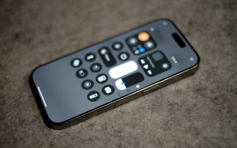 iPhone 18 Pro 或将告别经典设计，苹果“签名式”外观时代终结？