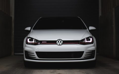 大众TSI与奥迪TFSI：同源引擎的品牌分界与市场叙事