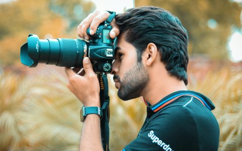 iPhone拍月球：宇航员太空摄影背后的技术革命