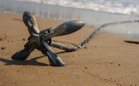 安克Nano充电器创历史新低：亚马逊春季大促中的“电池健康”革命