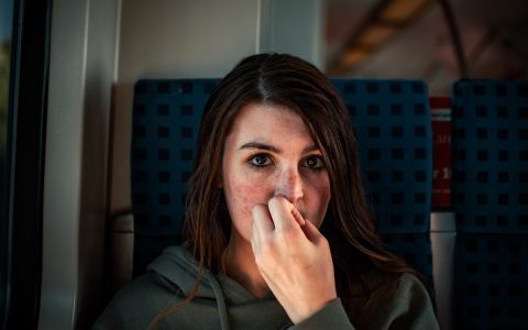 三星声波疗法：用100Hz正弦波对抗晕动症的科学与争议