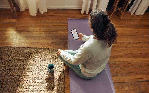 虚拟人格的觉醒：当《朋友聚会》的Mii角色开始“做梦”