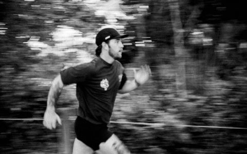 《超级马力欧》速通选手指控平台“定向狙击”：一场关于输入法的规则暗战